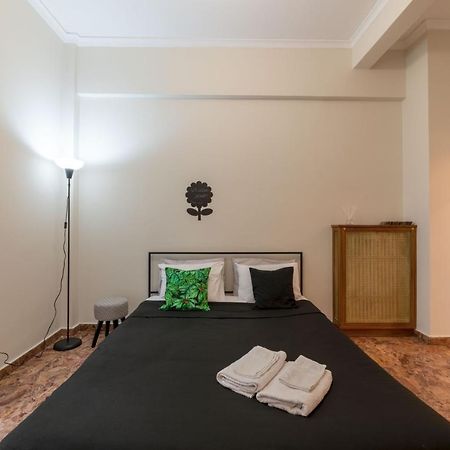 Pink Flat Exarcheia Athens Netflix Apartment Екстериор снимка