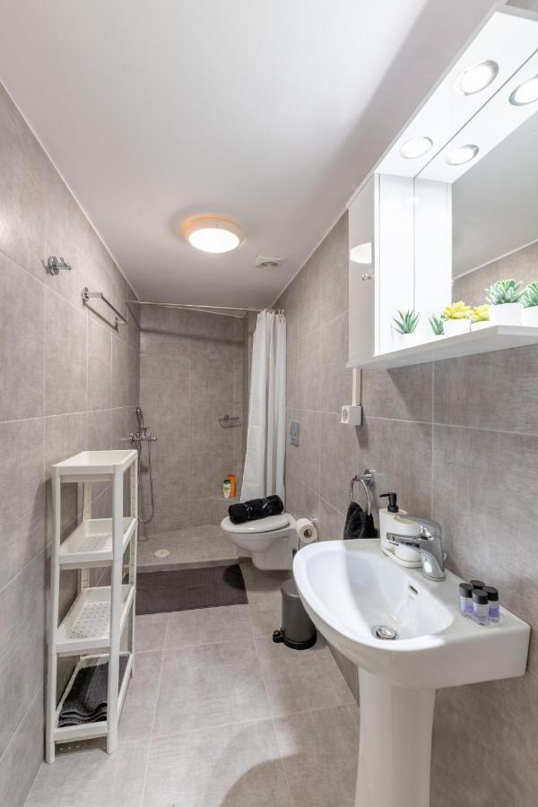 Pink Flat Exarcheia Athens Netflix Apartment Екстериор снимка
