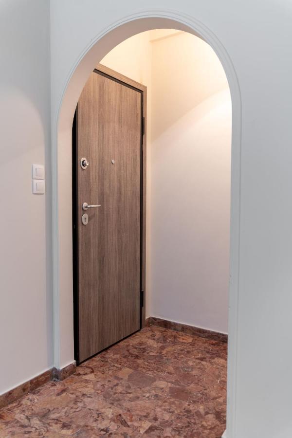 Pink Flat Exarcheia Athens Netflix Apartment Екстериор снимка